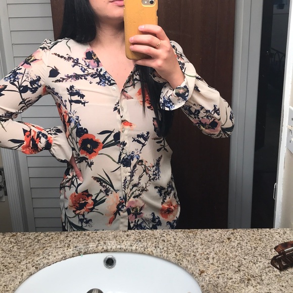 Floral blouse - Picture 1 of 4